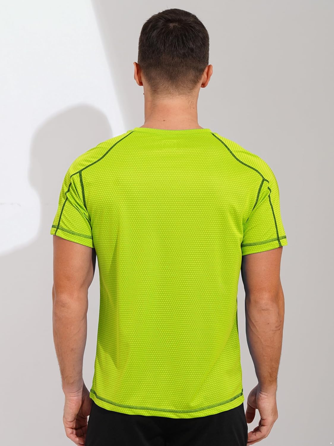 Men's Athletic Short Sleeves T-Shirt Quick Dry Performance Tee Shirt Gym Yoga Workout Tops UPF 50 Rash Guard Shirt