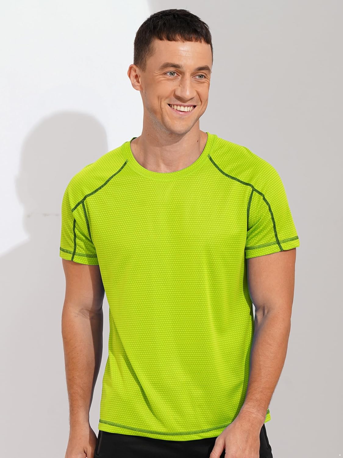 Men's Athletic Short Sleeves T-Shirt Quick Dry Performance Tee Shirt Gym Yoga Workout Tops UPF 50 Rash Guard Shirt