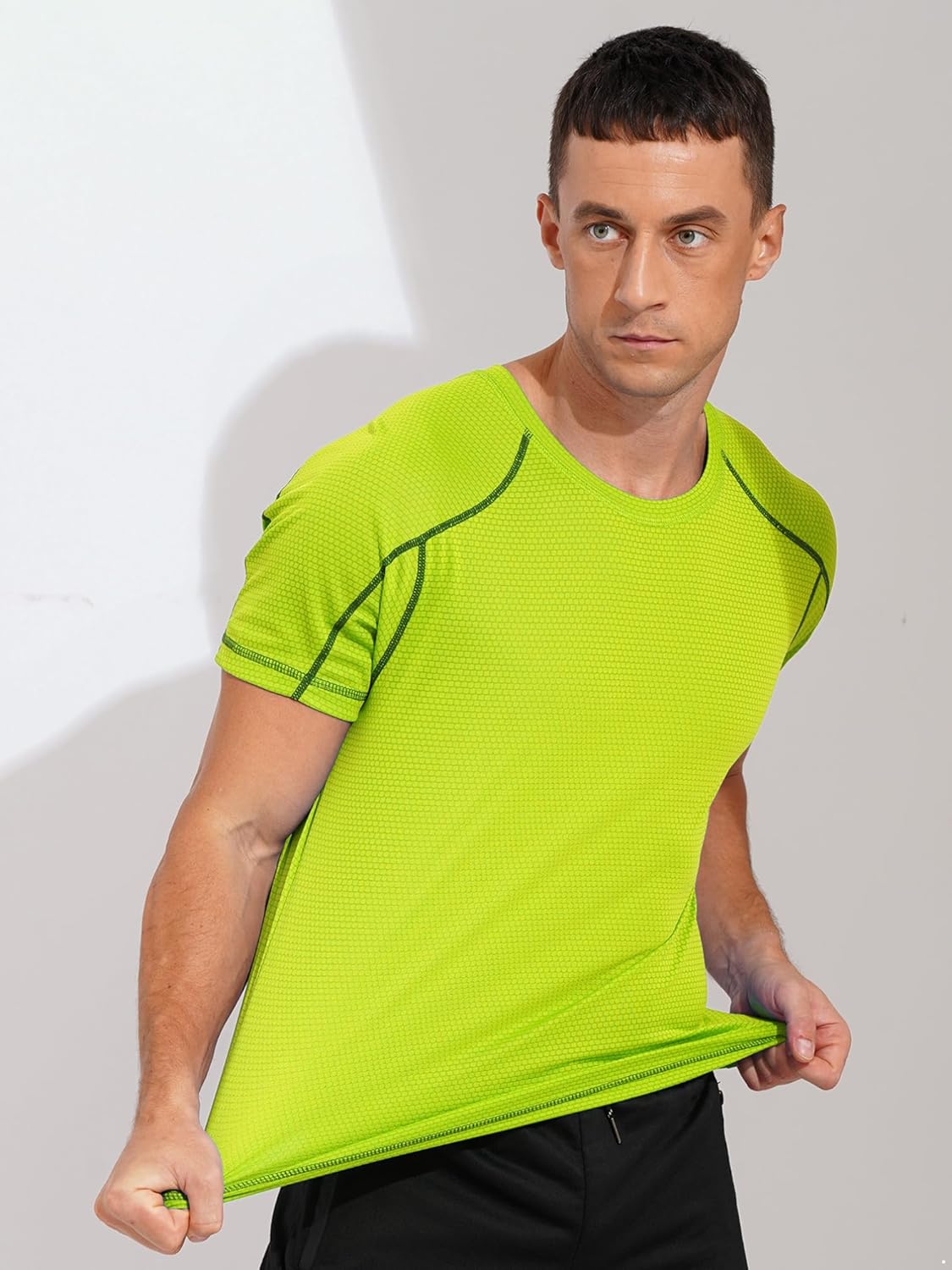 Men's Athletic Short Sleeves T-Shirt Quick Dry Performance Tee Shirt Gym Yoga Workout Tops UPF 50 Rash Guard Shirt